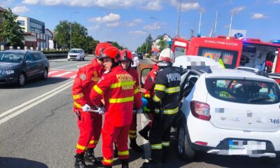 foto: accident rutier la alba iulia. două mașini s au lovit,