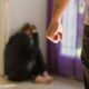 scandal în broscăuți: un bărbat și ar fi agresat soția și